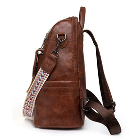 Mochila Feminina em Couro Genuíno Léa Compacta