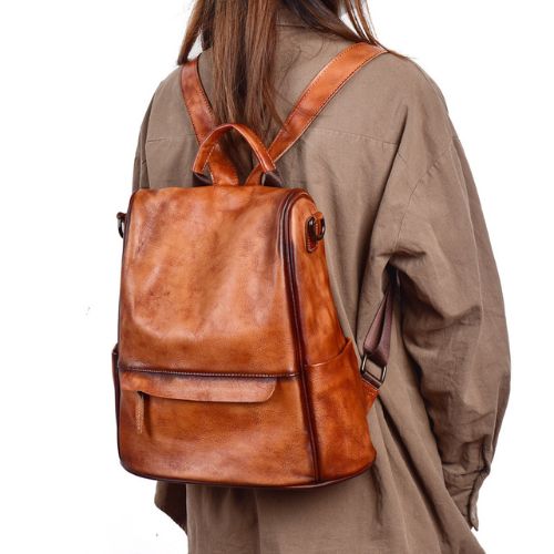 Mochila de Couro Feminina Retrô