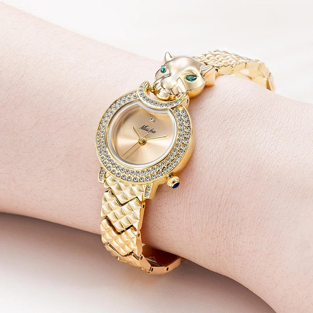 Relógio Feminino Leopard com Detalhe de Strass e Pedra Verde