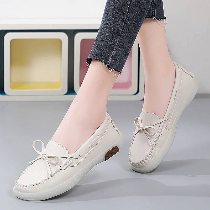 Mocassim Feminino com Laço Decorativo