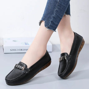 Mocassim Feminino de Couro Genuíno